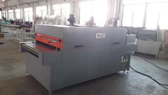 Máquina de secado infrarrojo de alta velocidad para el calentamiento rápido de recubrimientos en productos moldeados de pulpa