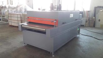 Máquina de secado infrarrojo de alta velocidad para el calentamiento rápido de recubrimientos en productos moldeados de pulpa