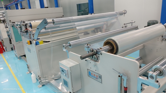 Máquina de recubrimiento UV de alta automatización para un rendimiento de recubrimiento de alta precisión