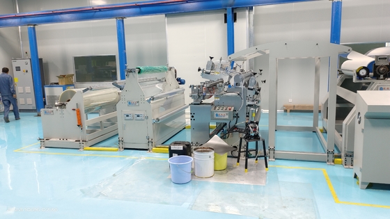 Máquina de recubrimiento UV de alta automatización para un rendimiento de recubrimiento de alta precisión