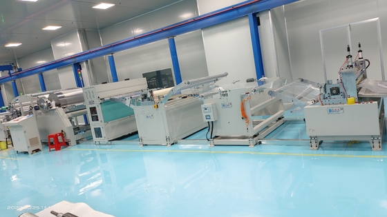 Máquina de recubrimiento UV de alta automatización para un rendimiento de recubrimiento de alta precisión
