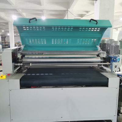 Máquina de recubrimiento de doble rodillo y múltiples sustratos: equipo versátil para el tratamiento de superficies en aplicaciones industriales