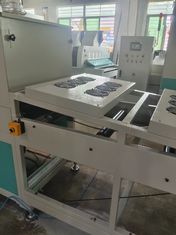 Máquina de recubrimiento de raspadura profesional de 400 mm 0.1-10m/min Reenrollamiento automático