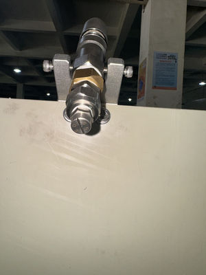 Revestidor de doble estación de alta potencia para el recubrimiento de barreras de agua/aceite de la vajilla moldeada en pulpa