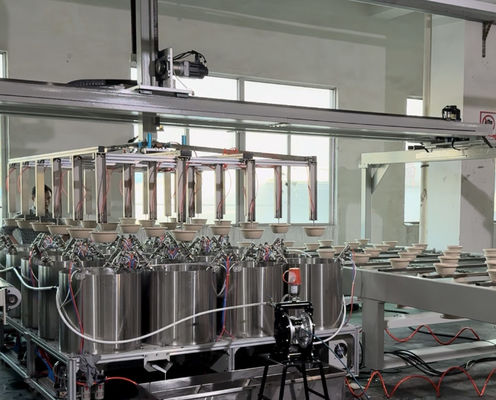 Línea de recubrimiento automático de espín de alta precisión para recubrimiento interior de productos moldeados de celulosa uniformes