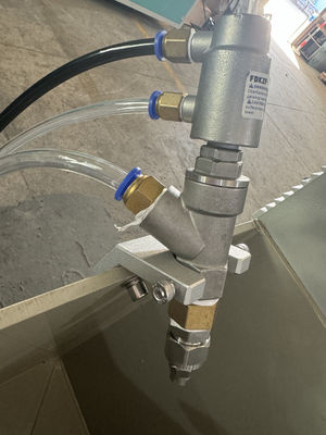 Máquina de recubrimiento de celulosa versátil y duradera Salón de pulverización Dimensiones 400 * 400 * 500 mm Consumo de energía 0,95KW