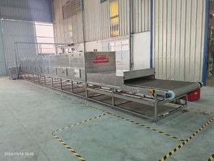 Máquina de secado por microondas industrial para frutas, hierbas, madera. Tecnología de secado eficiente en energía y uniforme.