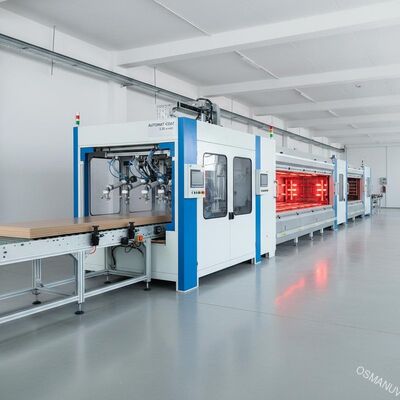 Línea de Pulverización Automática de Alta Velocidad para Paneles de Muebles – Producción de 5-20 m/min con Configuración de Pistola Personalizable para MDF y Tablero de Partículas