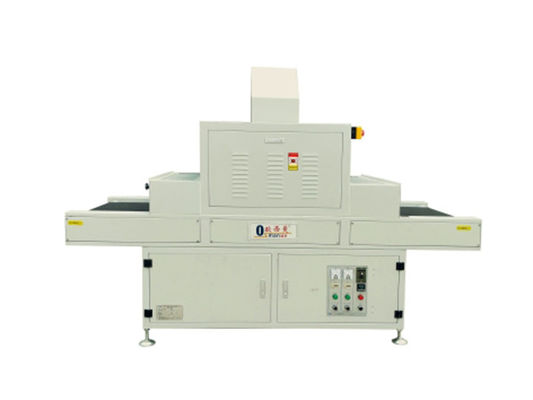 Máquina de curado ULTRAVIOLETA 380V 50HZ del transportador de la luz de la disipación de calor ISO9001