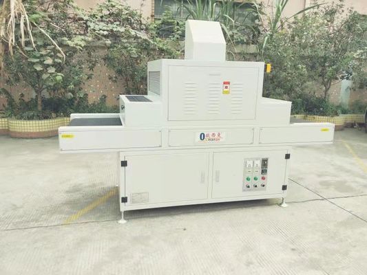 Máquina de curado ULTRAVIOLETA 380V 50HZ del transportador de la luz de la disipación de calor ISO9001