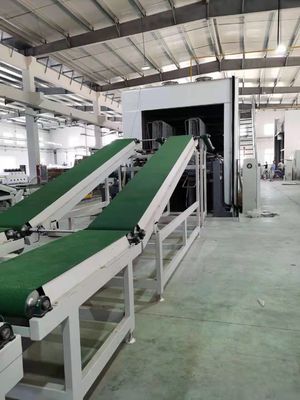 Grueso ULTRAVIOLETA de la máquina 6m m de la pintura de los muebles de la máquina de capa para los muebles de acero o los componentes de aluminio