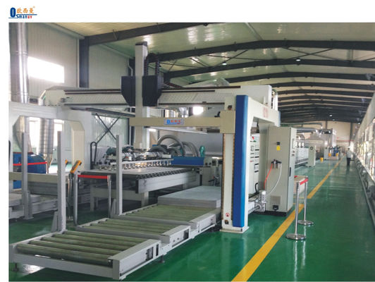 Máquina automática ultravioleta de capa ancha 4KW 1600m m del cargamento y de la descarga