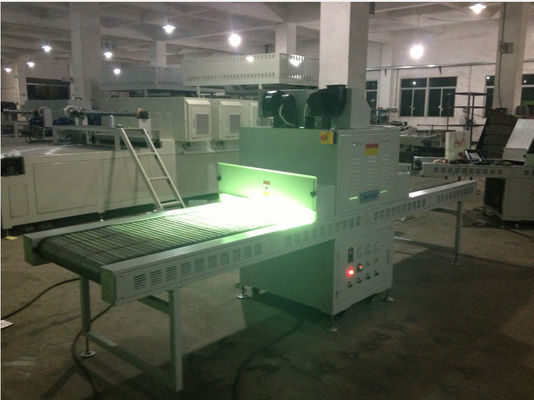 Máquina de curado UV de longitud efectiva de 300 mm con curado y voltaje de alimentación de 380V 50HZ