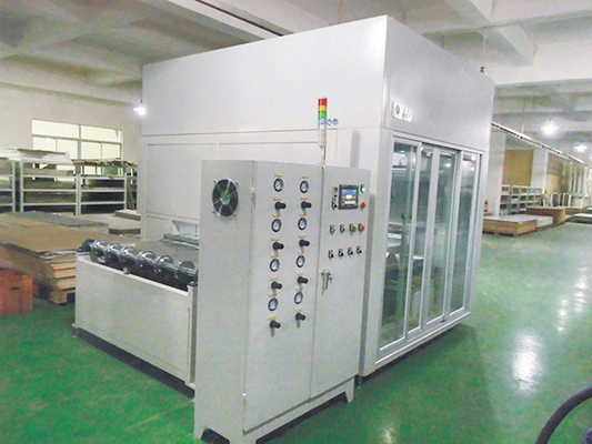28 - Máquina de capa de iluminación técnica de espray 50KW con el sistema de transportador