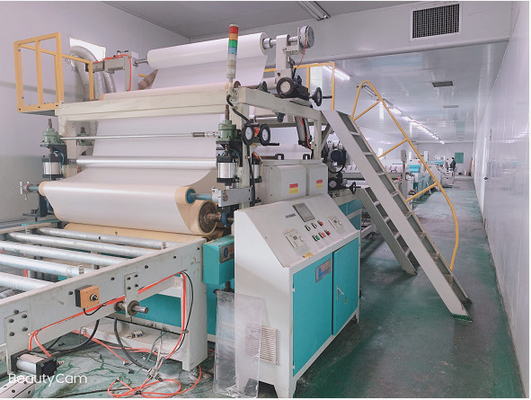 Máquina de curado UV eficiente con sistema de control PLC 8000 horas de vida