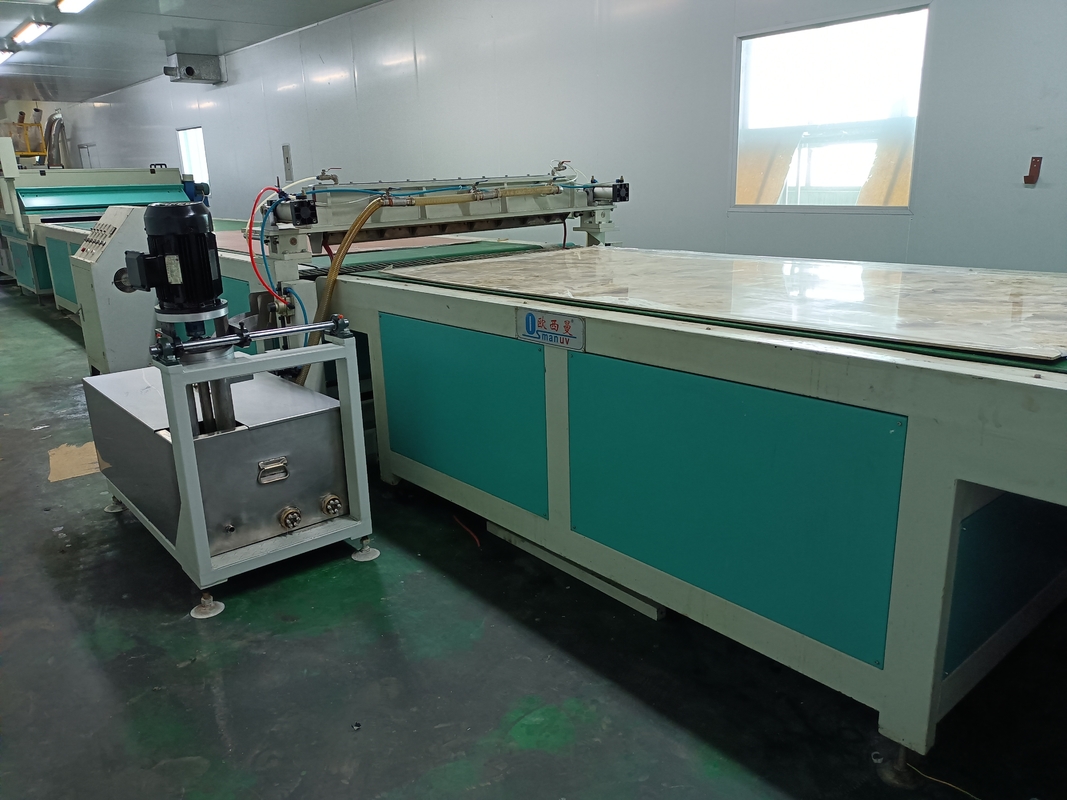 Máquina de recubrimiento de cortinas de alto rendimiento con espesor de recubrimiento de 3-80 mm y precisión de recubrimiento ± 0,02 mm