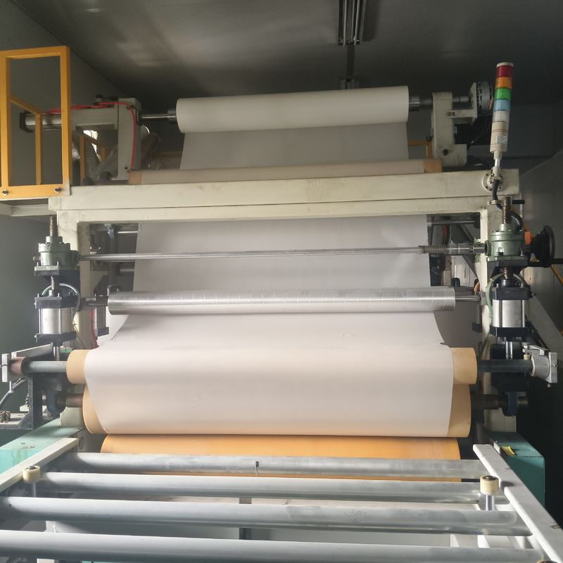 Máquina de transferencia de calor rotativa de impresión con voltaje de 360-410V 50HZ y velocidad de 1-3 M/min