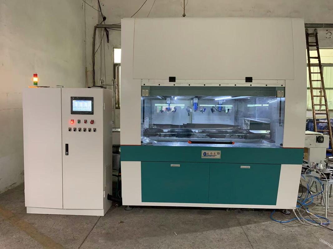 Sistema de recubrimiento por pulverización de tecnología avanzada para el tratamiento interno de alta calidad de los envases industriales moldeados con celulosa