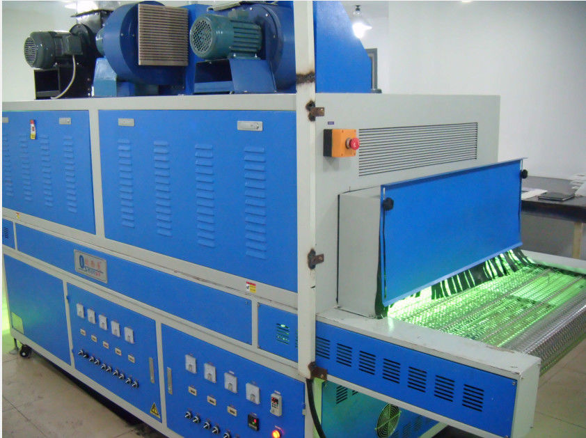 AC220V 50HZ fuente de alimentación Máquina de curado UV para área de 300mm * 400mm con lámpara de 365nm