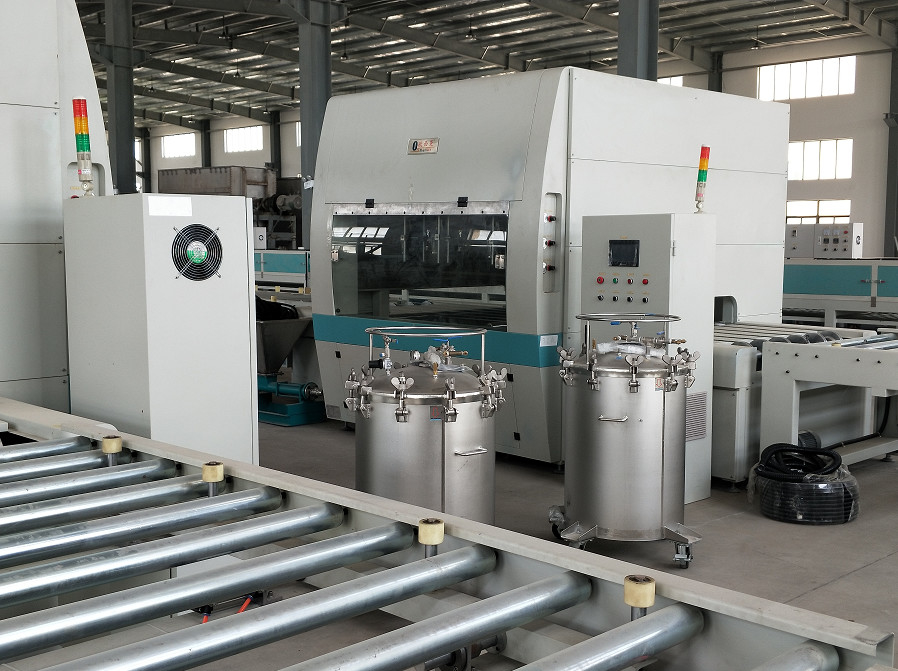 Anchura de alta velocidad de 3m/Min Spray Coating Machine With 1000m m para el uso industrial