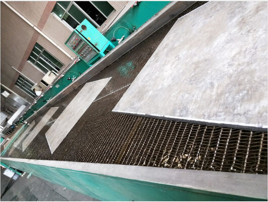 W1320mm 1m/Min Stainless Steel Conveyor Belt Machine / Mesh Belt Conveyor