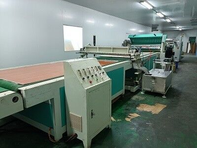 2000 kg peso total de la máquina Máquina de recubrimiento de cortinas para la producción a gran escala