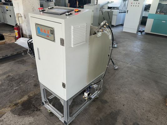 Alta confiabilidad y eficiencia recubrimiento de giro máquina de recubrimiento UV compacto para el recubrimiento perfecto