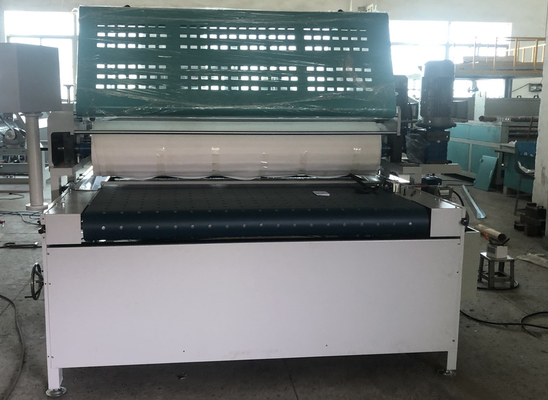 Equipo de capa del rodillo del poder 8KW para el tablero que lamina del piso del PVC