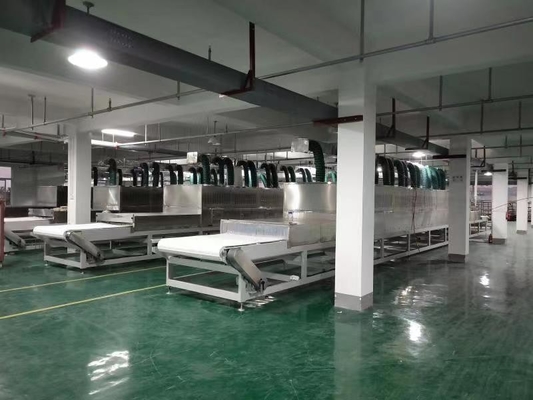 Máquina de secado de microondas industrial de 10 m/min 380 V para cajas de mesa o cajas de comida